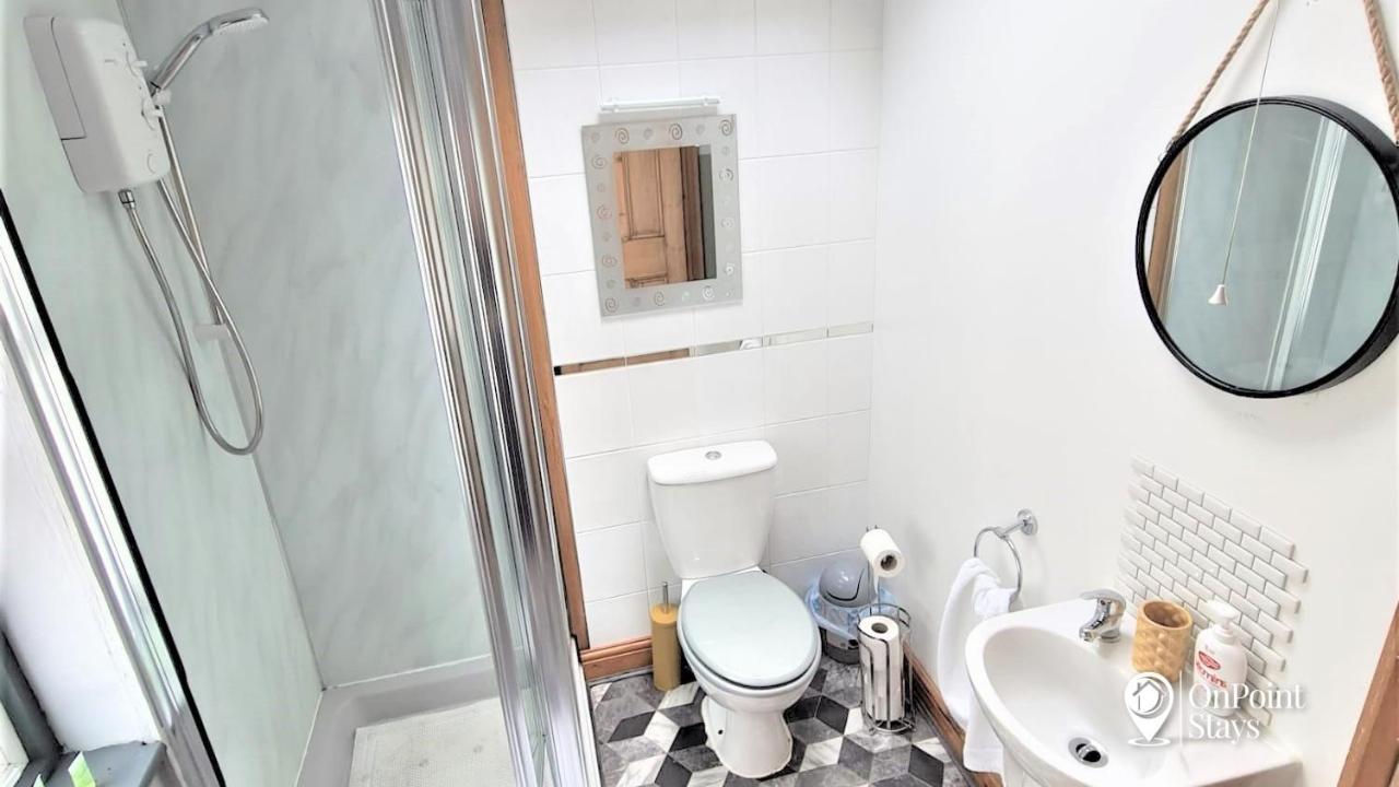 Lovely Spacious 5 Bedroom Home Near Chester City Centre Eksteriør bilde